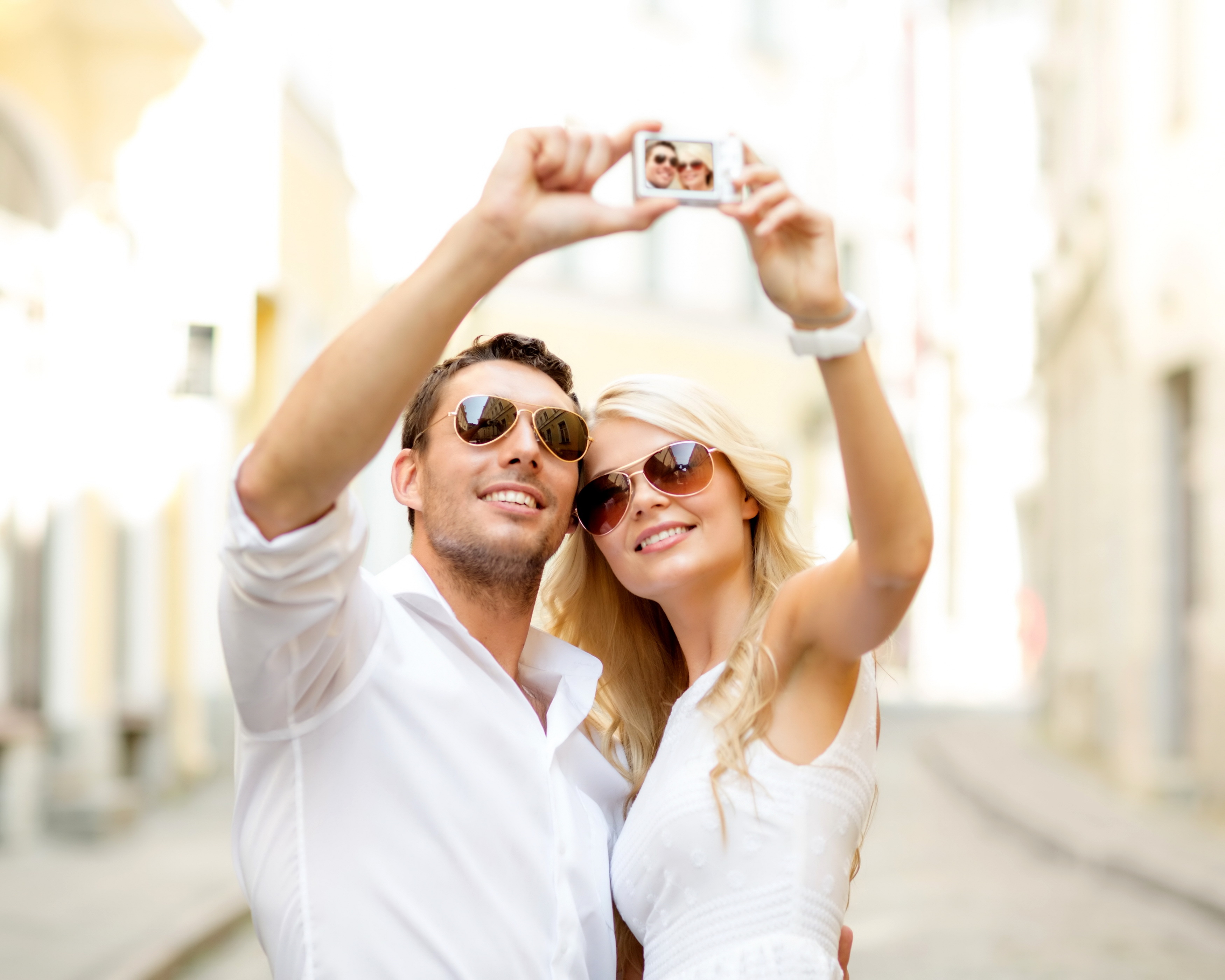 happy-couple-romance-lyubov